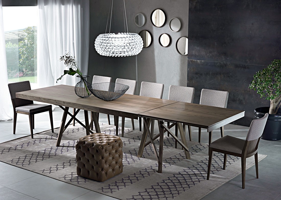 Pacini CappelliniZeus 餐桌