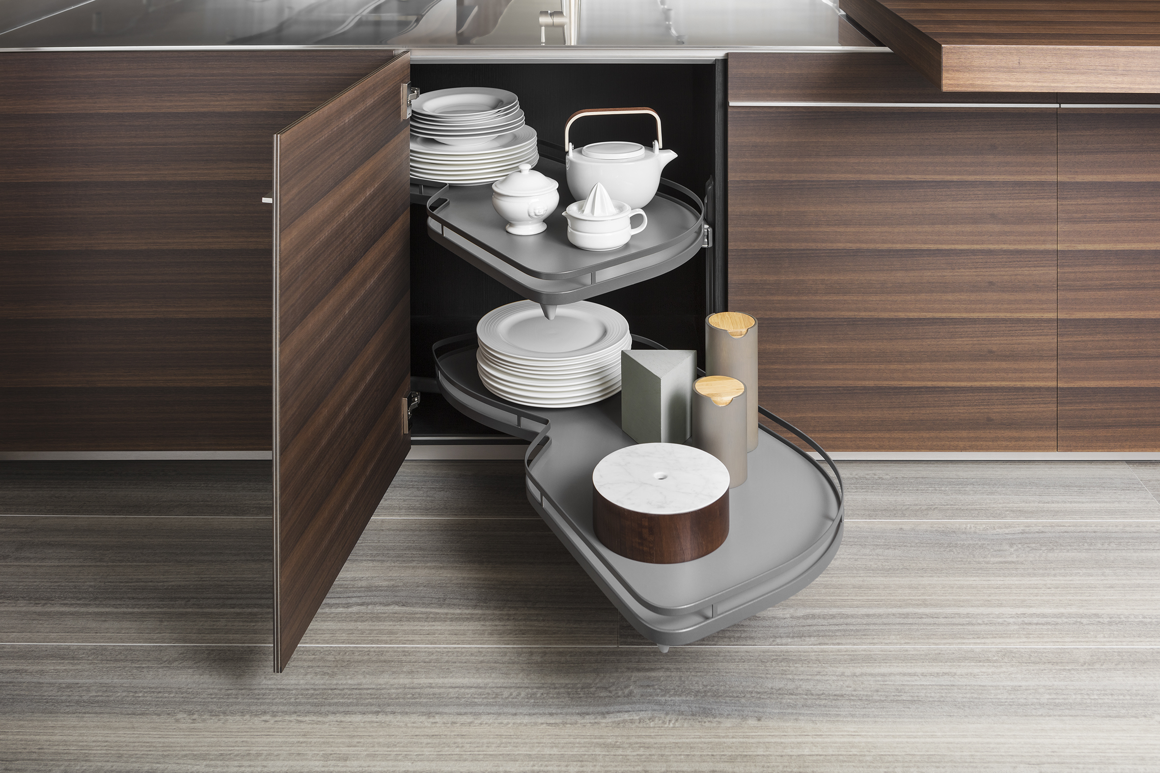 Dada - Molteni&CACCESSORIZED COLUMNS橱柜